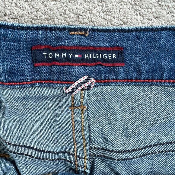 Tommy Hilfiger Womens Jean‎ Shorts Size 16 Blue Denim Rolled Cuff Hem - Picture 3 of 11